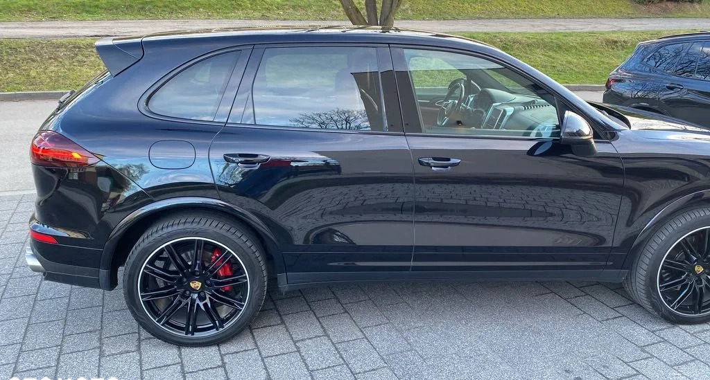 Porsche Cayenne cena 209000 przebieg: 139000, rok produkcji 2017 z Pieszyce małe 79
